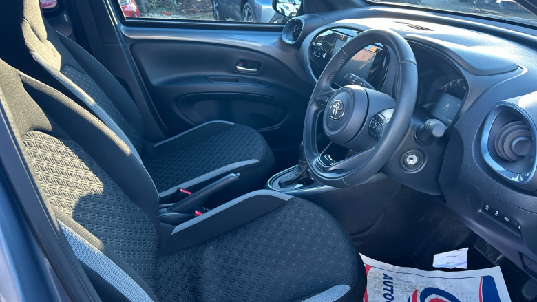 Toyota Aygo X 1.0 VVT-i Edge 5dr Auto Petrol Hatchback